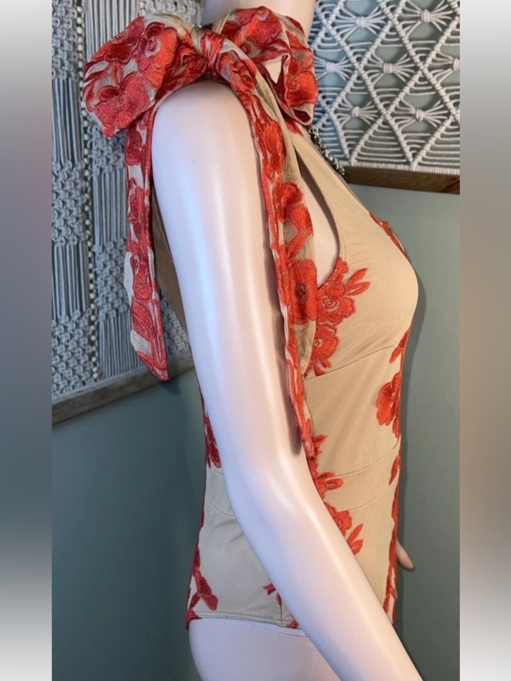 NWT For Love and Lemons Temecula One Shoulder Bodysuit Red/Nude - Picture 5 of 14